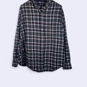 Great Northwest Clothing Company Dark Plaid Button-Down Shirt